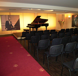 Horowitz Konzertsaal in Hamburg Konzerte auf einem Steinway Flügel