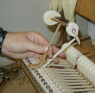 Reparatur Ihres Pianos in Neuhofen in der Kurpfalz Steinway Reparaturwerkstatt in der Kurpfalz