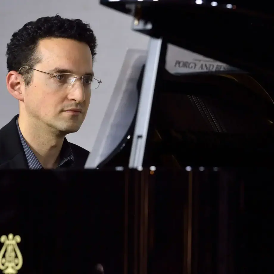 Daniel Schlosberg
