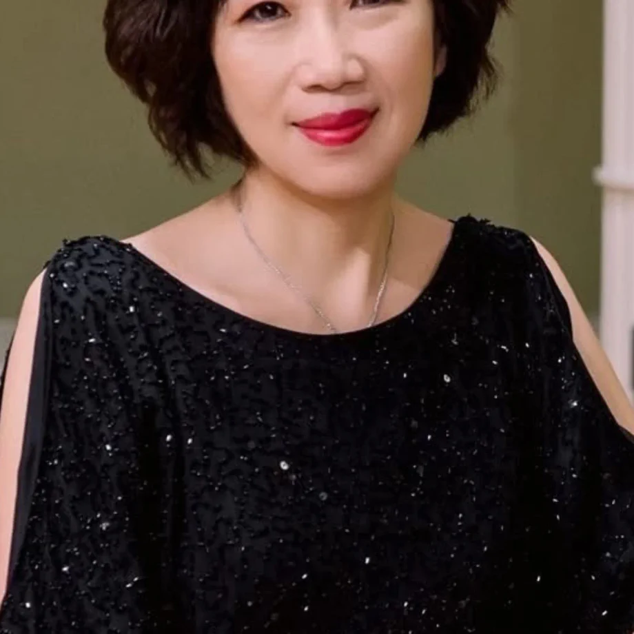 Fenia Chang