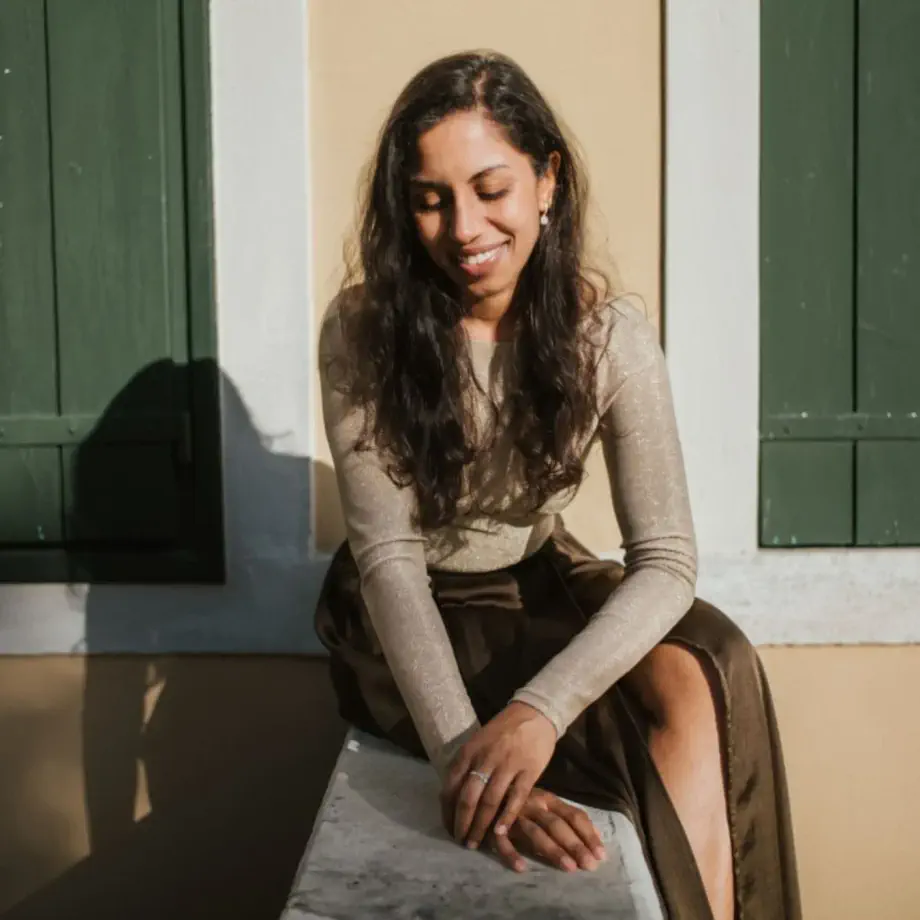 Pallavi Mahidhara
