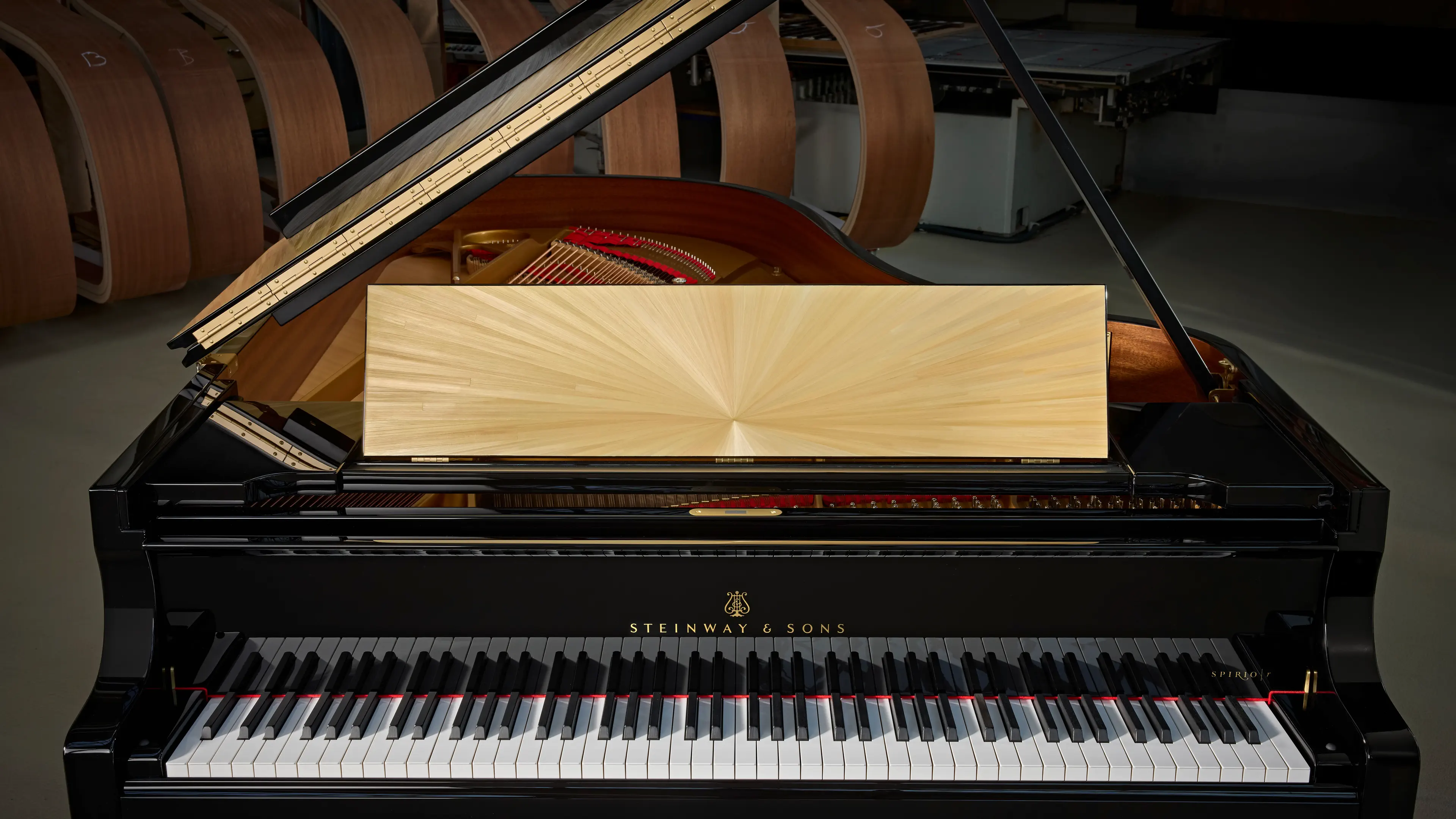 Steinway Straw Marquetry Flügel