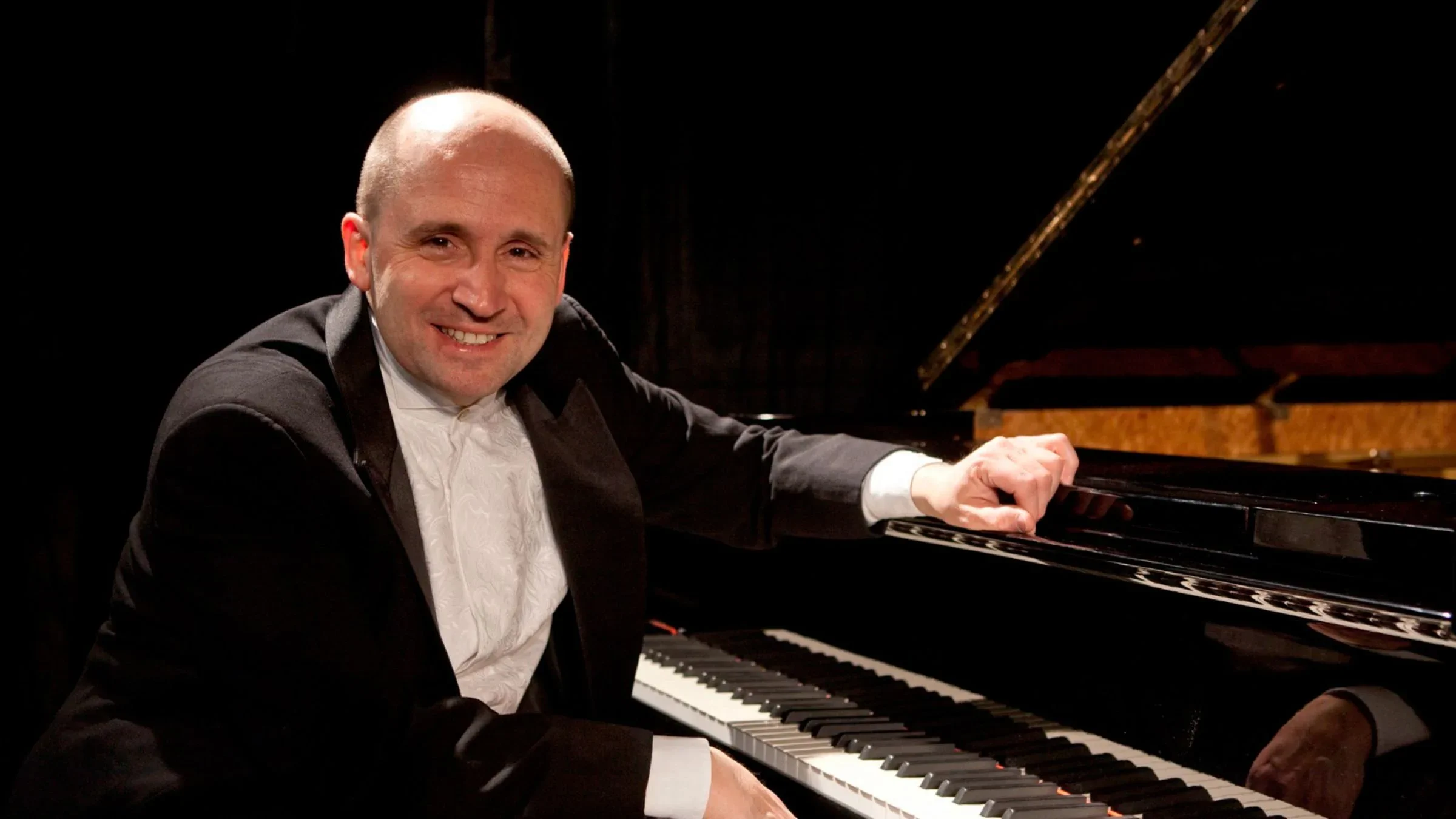 Emile Naoumoff