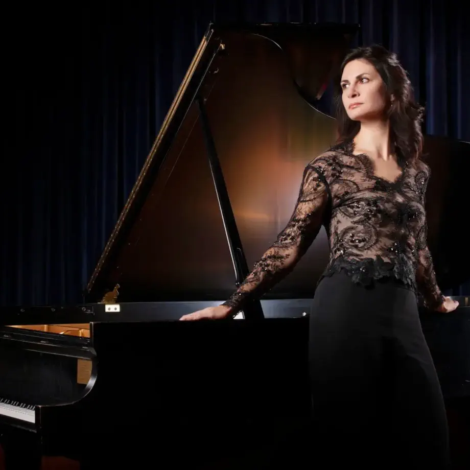 Marina Lomazov