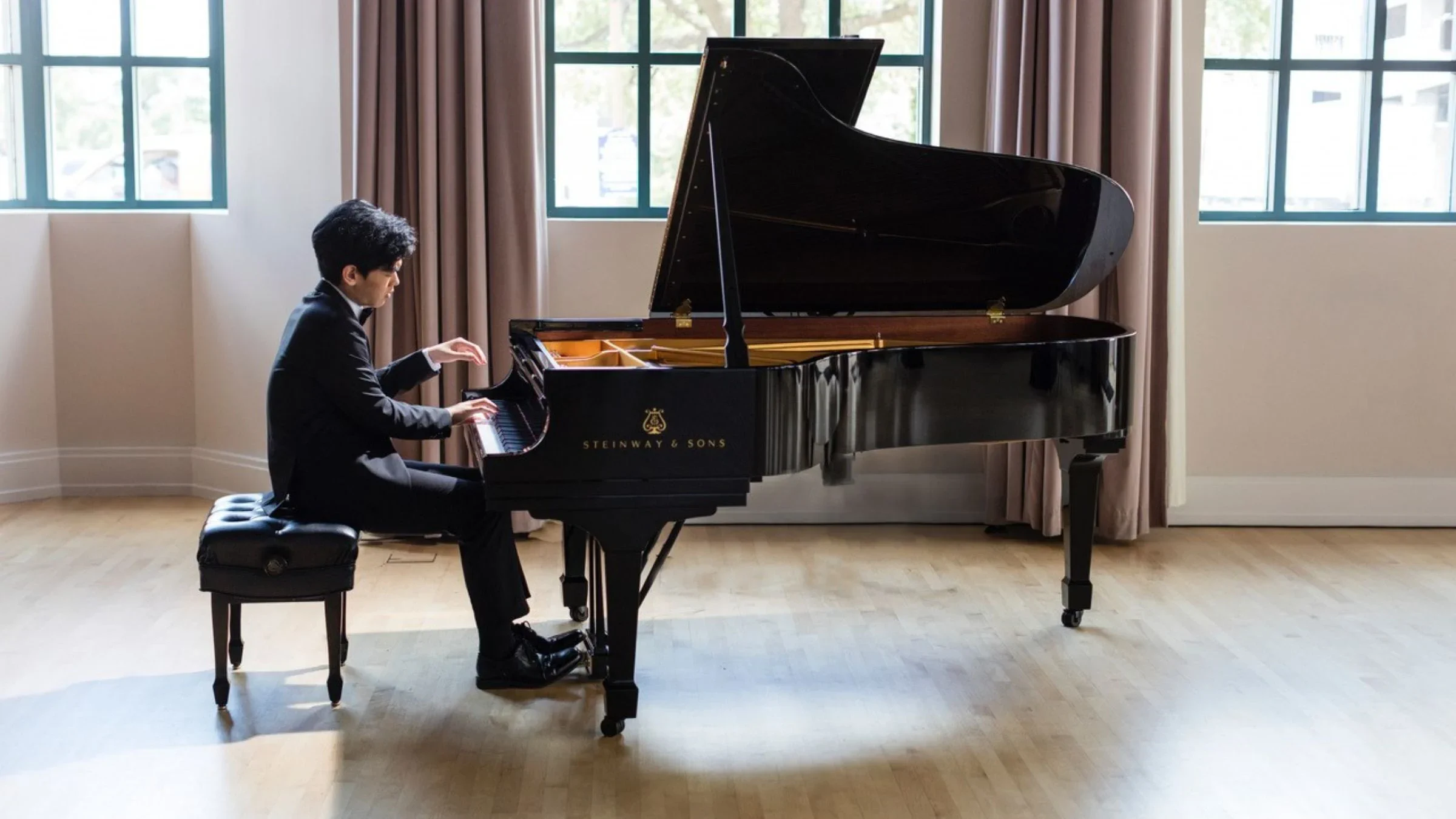 Daniel Hsu