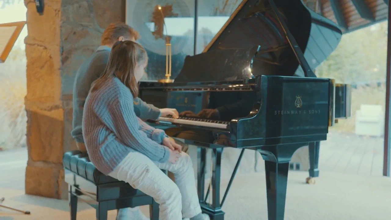 Owner_steinway-owner-dr-maurice-puellen_subsDE.mp4 thumbnail