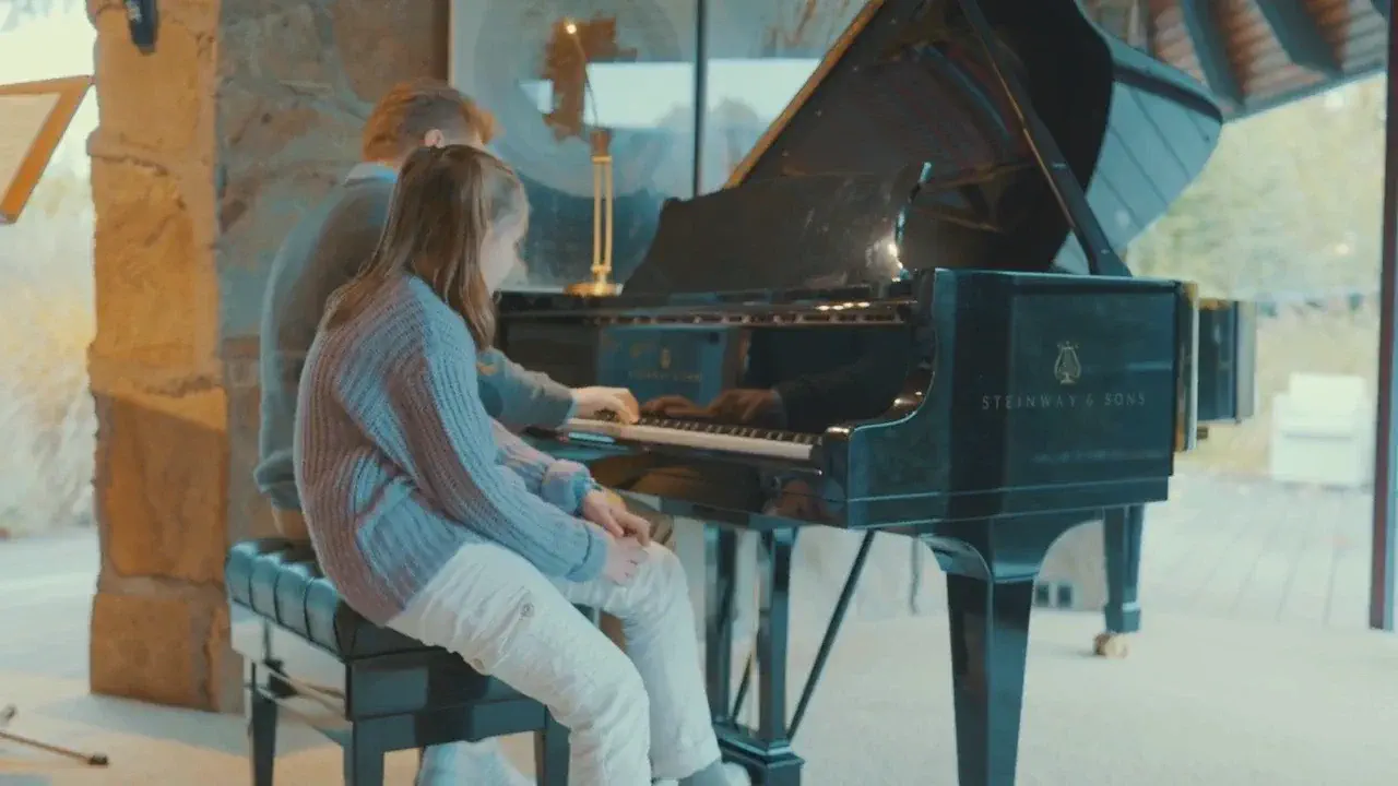 Owner_steinway-owner-dr-maurice-puellen_subsDE.mp4 thumbnail