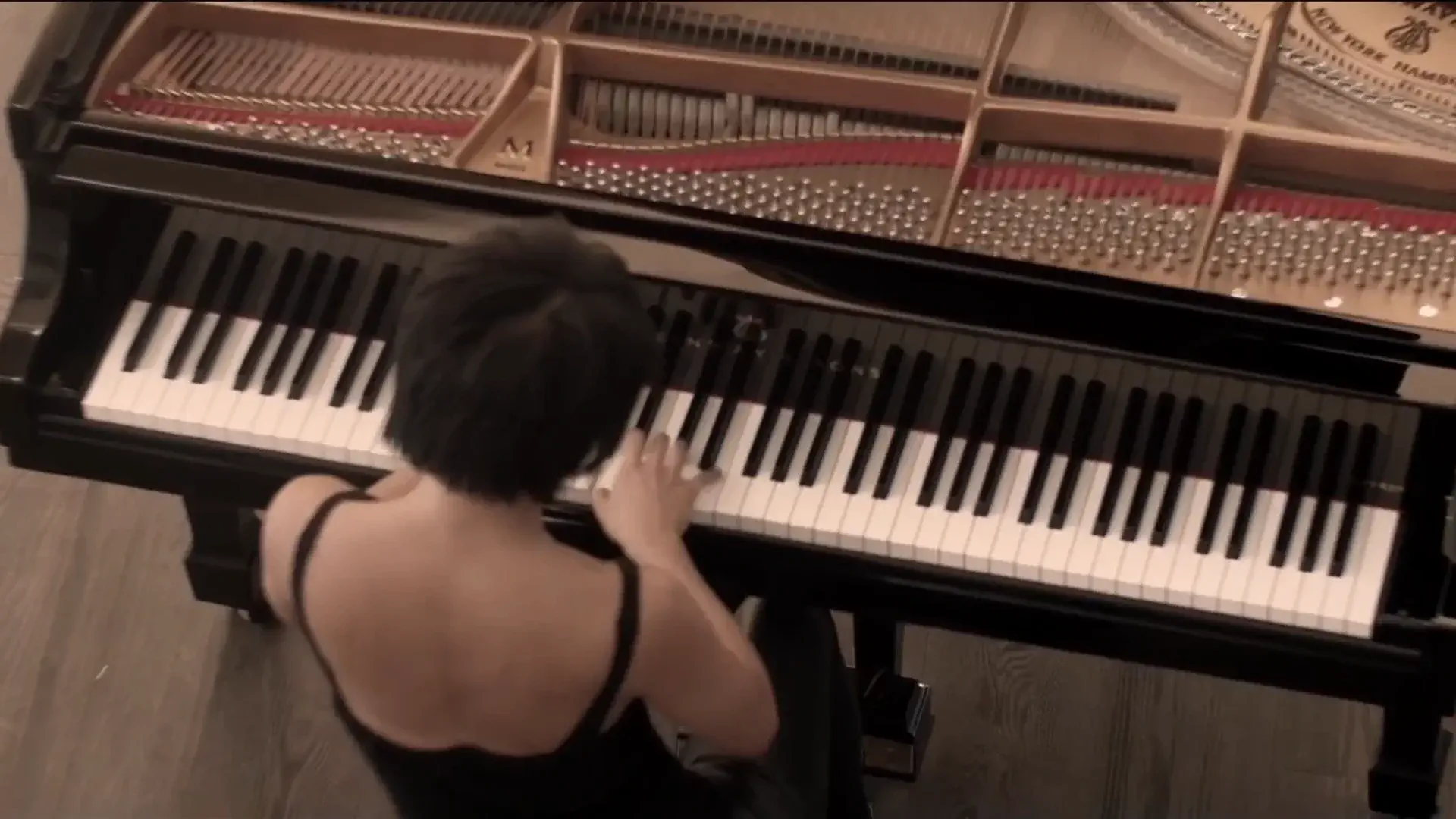 smuggler-steinway-spirio-yuja-wang-kurz-16-9.mp4 thumbnail