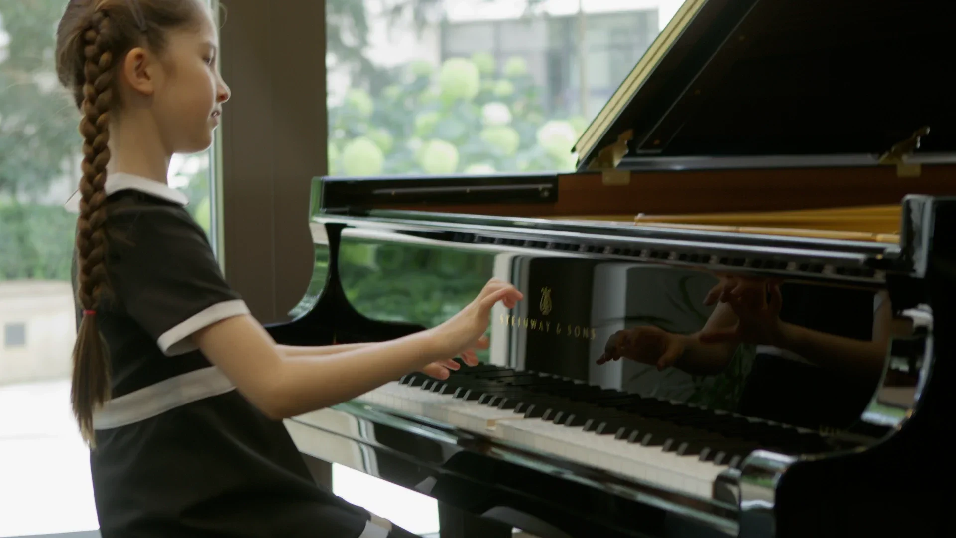 steinway-spirio-kids.mp4 thumbnail